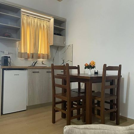 Milos Apartments 히마레 외부 사진